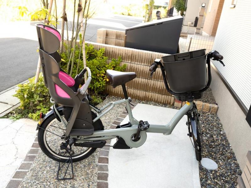 Triporteur ou v&eacute;lo cargo, quel mod&egrave;le pour transporter enfants et courses au quotidien ?